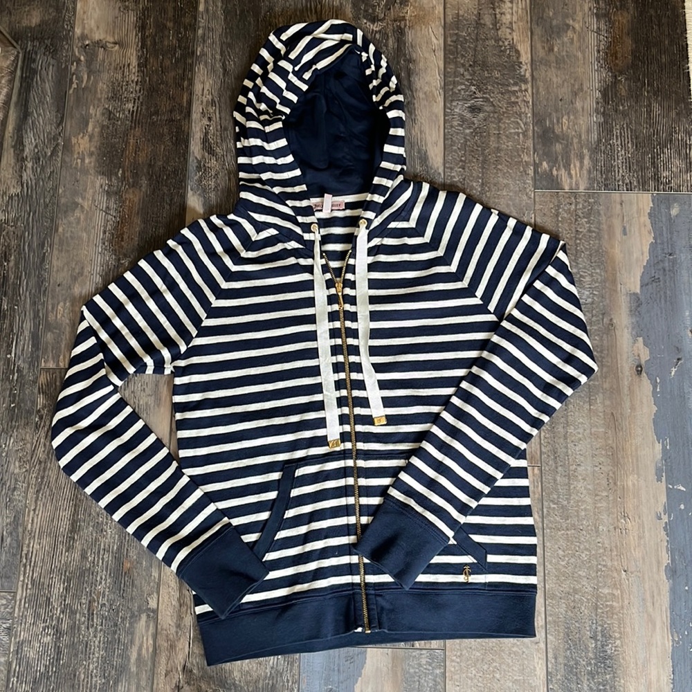 (M) Juicy Couture Navy White Striped Light Sweater